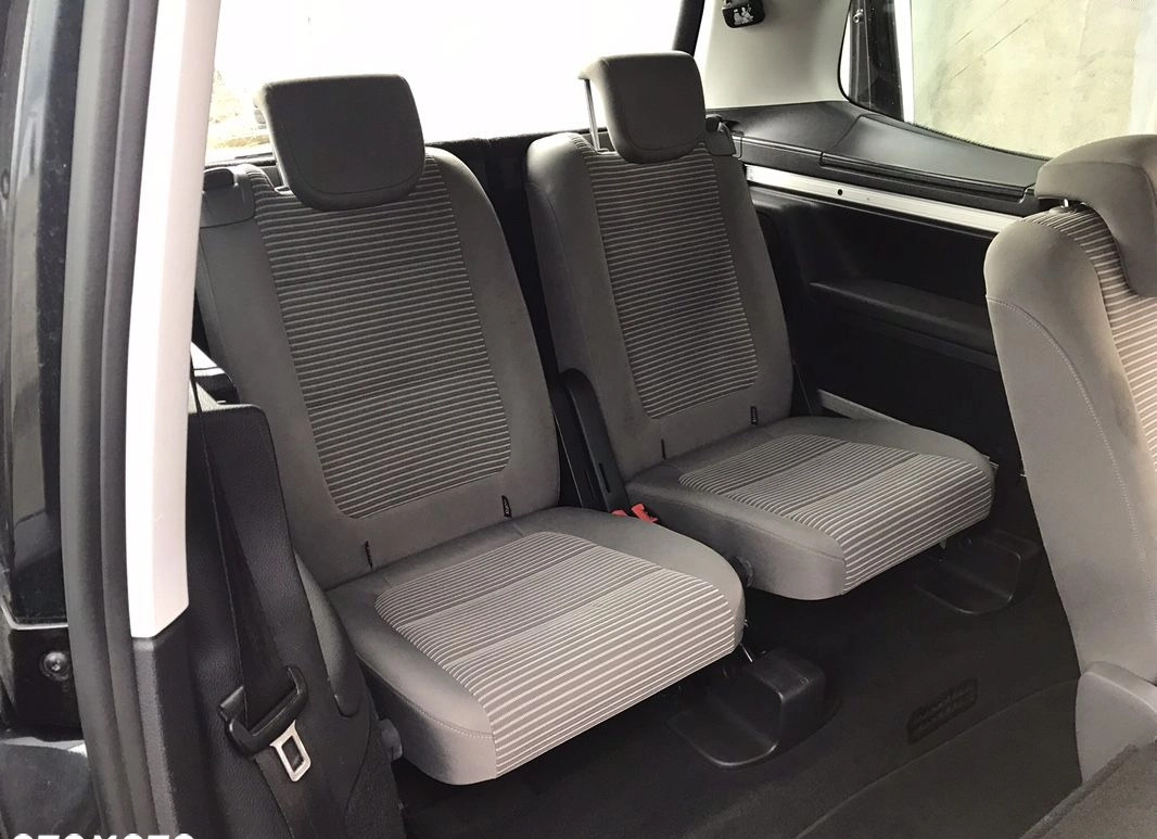 Seat Alhambra cena 29500 przebieg: 300000, rok produkcji 2010 z Paczków małe 562